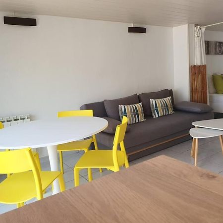 Logement Amboise Centre Avec Terrasse Privee Luaran gambar
