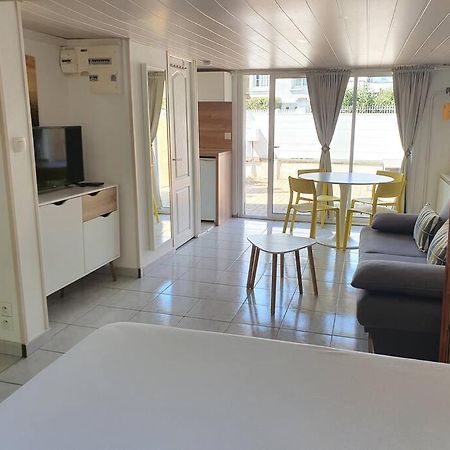 Logement Amboise Centre Avec Terrasse Privee Luaran gambar