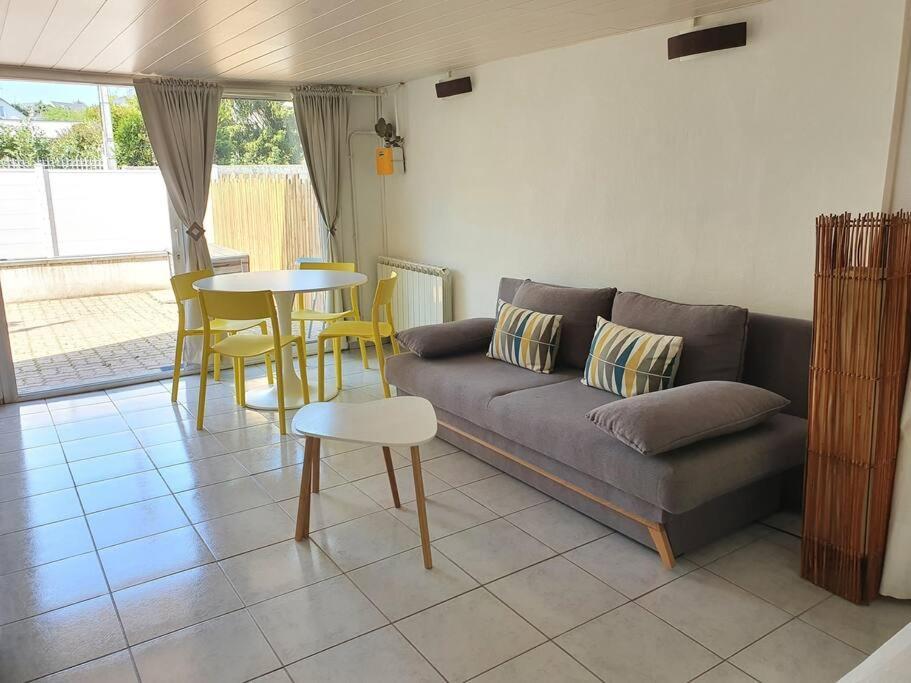 Logement Amboise Centre Avec Terrasse Privee Luaran gambar